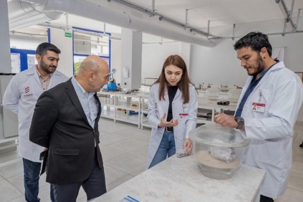 SOYER, EGEŞEHİR LABORATUVARI’NI İNCELEDİ