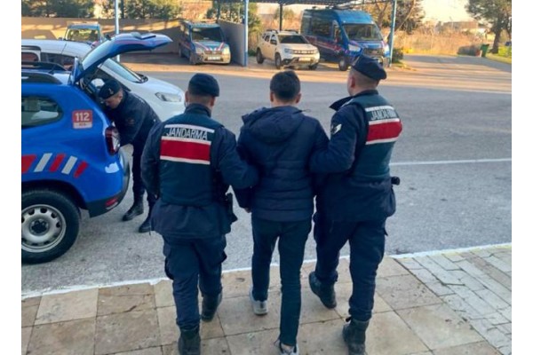 İzmir merkezli FETÖ operasyonu