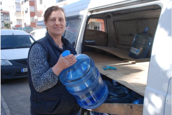 ERKEK İŞİNE KADIN ELİ