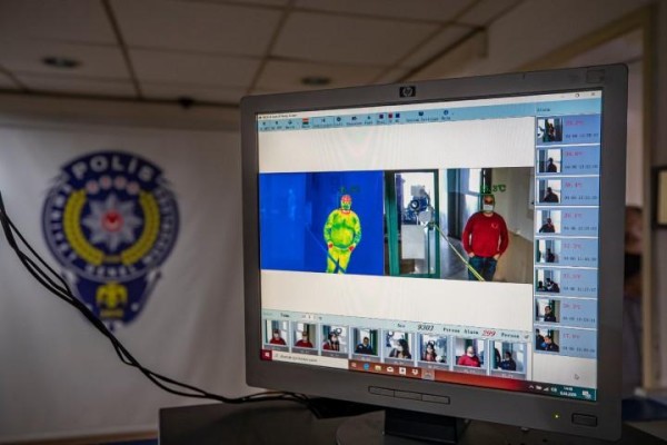 İZMİRLİLERİN ATEŞİ TERMAL KAMERAYLA ÖLÇÜLÜYOR