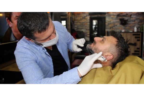 BERBERLER JİLET VE USTURA KULLANAMAYACAK