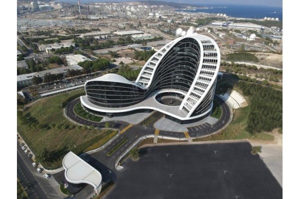 SOCAR, ALİAĞA’DA YEREL PAYDAŞLARININ VE HALKIN YANINDA