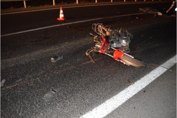 Hafriyat Kamyonu Motosiklete Çarptı: 1 Ölü