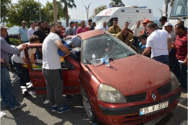 TRAFİK KAZASI GEÇİREN ÖĞRETMEN HAYATINI KAYBETTİ