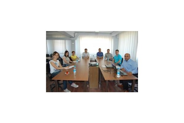 ALTO çalışanlarına eğitim veriyor.