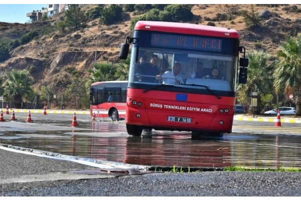 ESHOT şoför adaylarına sıkı eğitim