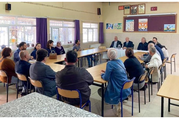 Milli Eğitim’den vatandaşla buluşma toplantısı