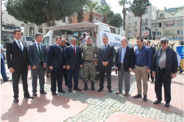 EMNİYETTEN ŞEHİTLER İÇİN LOKMA HAYRI