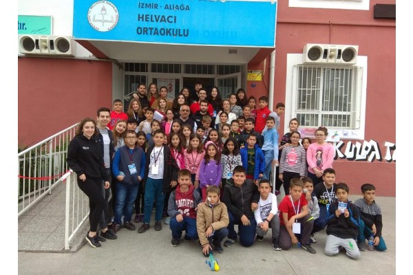 ÖĞRENCİLERE KENDİNİ TANIMA ETKİNLİĞİ