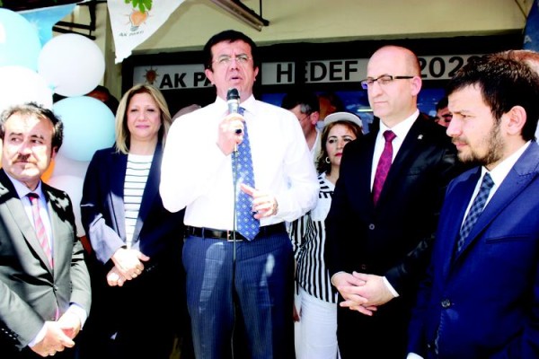 “İZMİR YENİDEN EGE’NİN YILDIZI OLACAK”