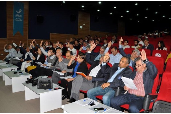 ŞAKRAN’IN KANALİZASYON SORUNU MECLİSE TAŞINDI