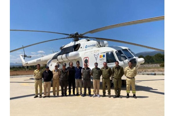 ORMAN YANGINLARI İÇİN HELİKOPTER KONUŞLANDIRILDI