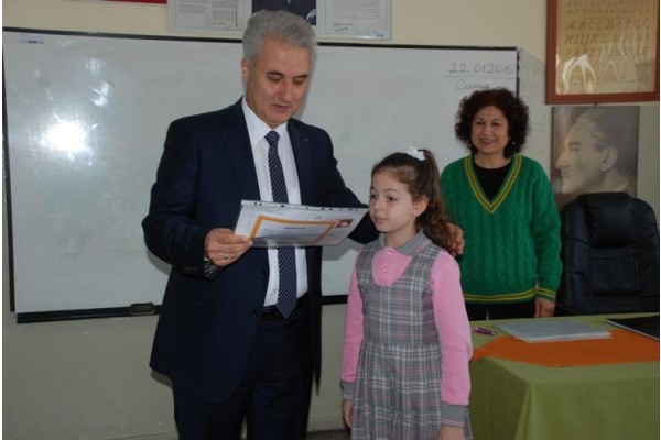 15 BİN 453 ÖĞRENCİ KARNE ALACAK