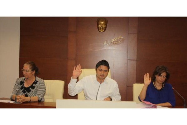 BORÇLANMAYA YİNE RED