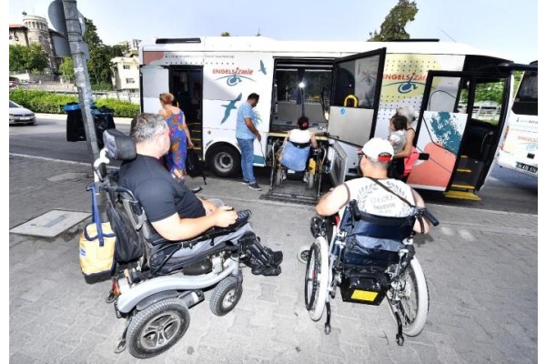 Engellilere, 'engelsiz araçlarla' ulaşım imkanı