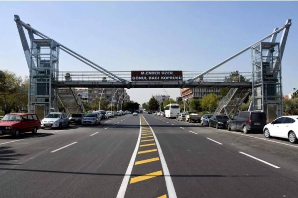 ENDER ÖZER’İN İSMİ ÜST GEÇİDE VERİLDİ