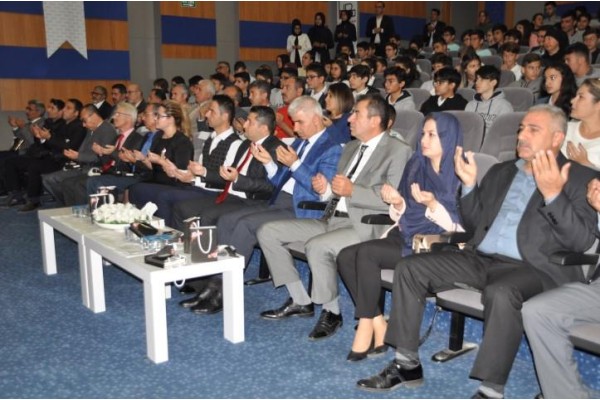 MEVLİD-İ NEBİ BİR DİZİ ETKİNLİKLE KUTLANDI