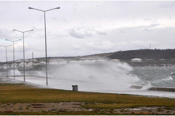 VALİLİKTEN FIRTINA UYARISI