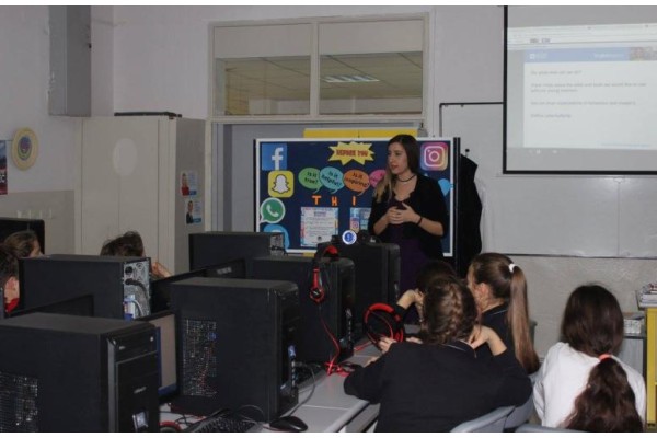 TED ALİAĞA ONLİNE SEMİNERE KATILDI