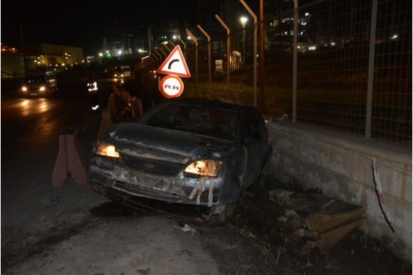 GEMİ SÖKÜM YOLUNDA TRAFİK KAZASI 1 YARALI