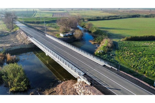 26 ilçede 78 köprü yapıldı