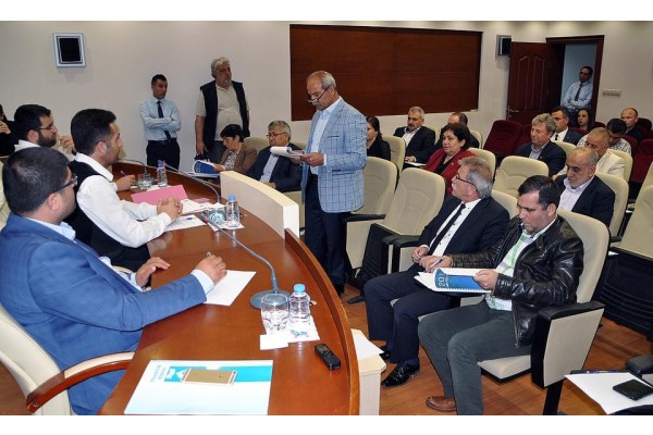 MUHALEFET, BELEDİYENİN USULSÜZLÜKLERİNİ ANLATTI