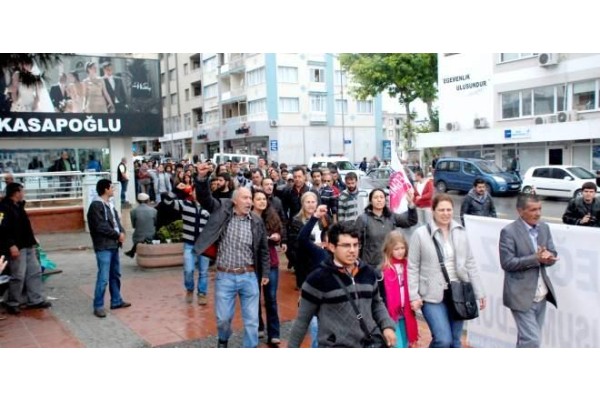 SOL CEPHEDEN BELEDİYE İŞÇİLERİNE TAM DESTEK