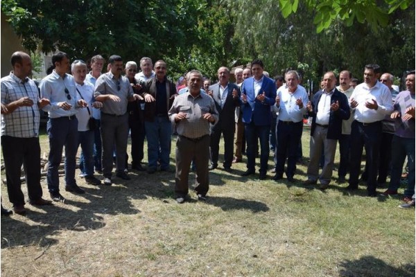 ALİAĞA’DA ELLER YAĞMUR İÇİN SEMAYA AÇILDI