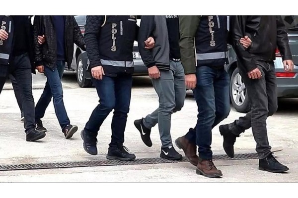 FETÖ'nün emniyet yapılanmasına operasyon