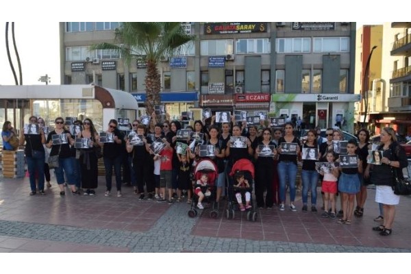 ANNELER, ÇOCUK İSTİSMARINA KARŞI TOPLANDI