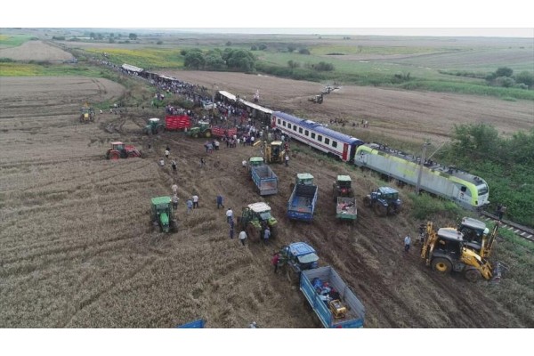 SİYASİLERDEN TREN KAZASI İÇİN TAZİYE MESAJI