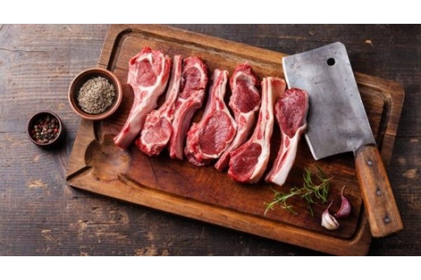 KURBAN'DA ET VE ŞEKERE DİKKAT