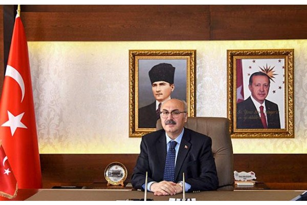 İZMİR’DEKİ HASTANELERİN DOLULUK ORANI 52,3