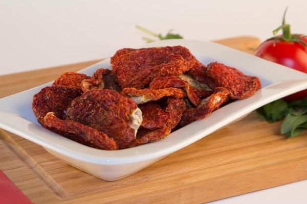 Kınık Kuru Domatesi’ne coğrafi işaret