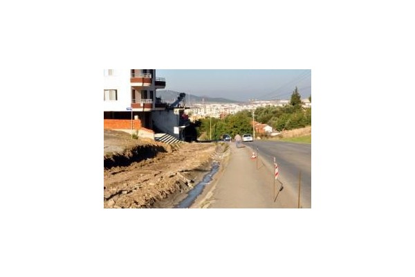 GÜZELHİSAR CADDESİ GÜZELLEŞİYOR