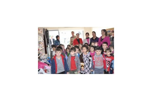 YAŞLARI KÜÇÜK, YÜREKLERİ BÜYÜK