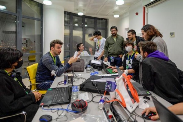 GENÇ GİRİŞİMCİLER OYGEM'DE BULUŞTU