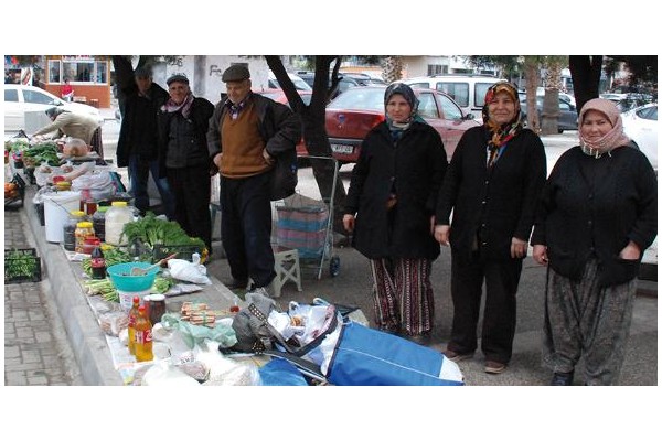 "ALİAĞALI'LARI KÖY PAZARINA BEKLİYORUZ"