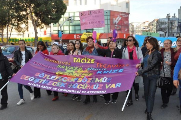 KADINLAR GÜNÜ COŞKUYLA KUTLANDI