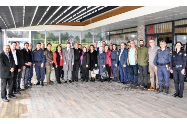 EMNİYET VE JANDARMA MUHTARLARIN SORUNLARINI DİNLEDİ