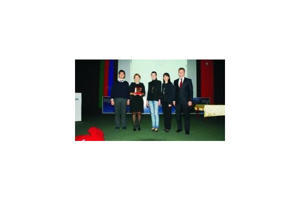 LİSE SIRALARINDAN KARİYERİNİ YÖNET