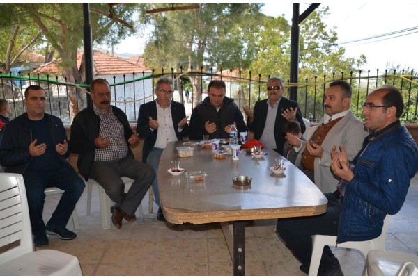 ŞEHİTLER İÇİN 3. GELENEKSEL KÖY HAYRI