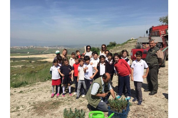 HEDİYE FİDANLAR TOPRAKLA BULUŞTU