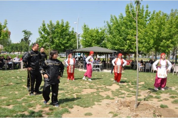 BAŞKA KİMSE ENGELLİ ADAYI OLMASIN DİYE…