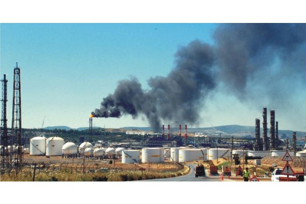 PETKİM’İN DUMANI...