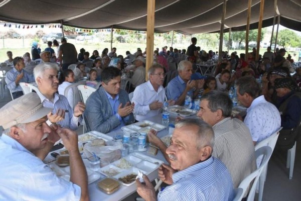 KÖY HAYIRLARINA YOĞUN İLGİ