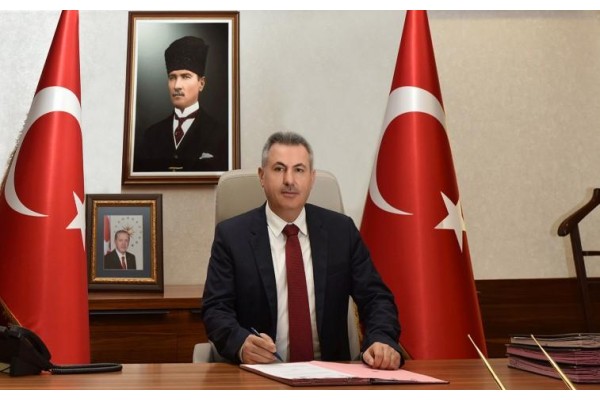 İzmir’in yeni Valisi Süleyman Elban