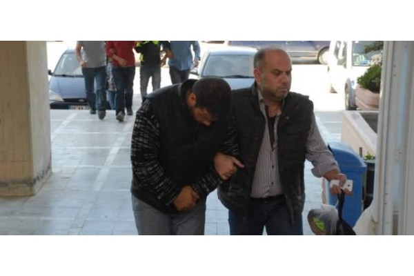 ALİAĞA’DA TORBACILAR YAKALANDI