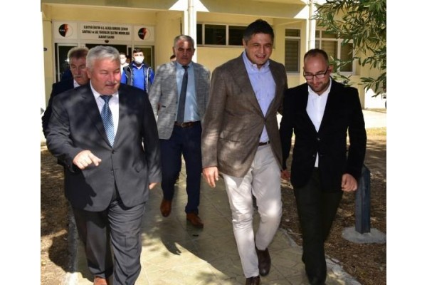 CAMİLER VE DİN GÖREVLİLERİ HAFTASI KUTLANDI