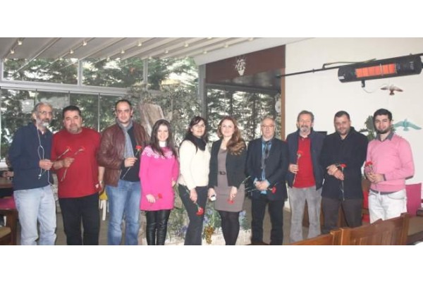 MEGA HAFIZA’DAN GAZETECİLERE KAHVALTI